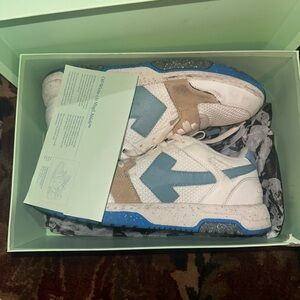 Off-White Out of Office Low Slim sneakers in the White University Blue colorway